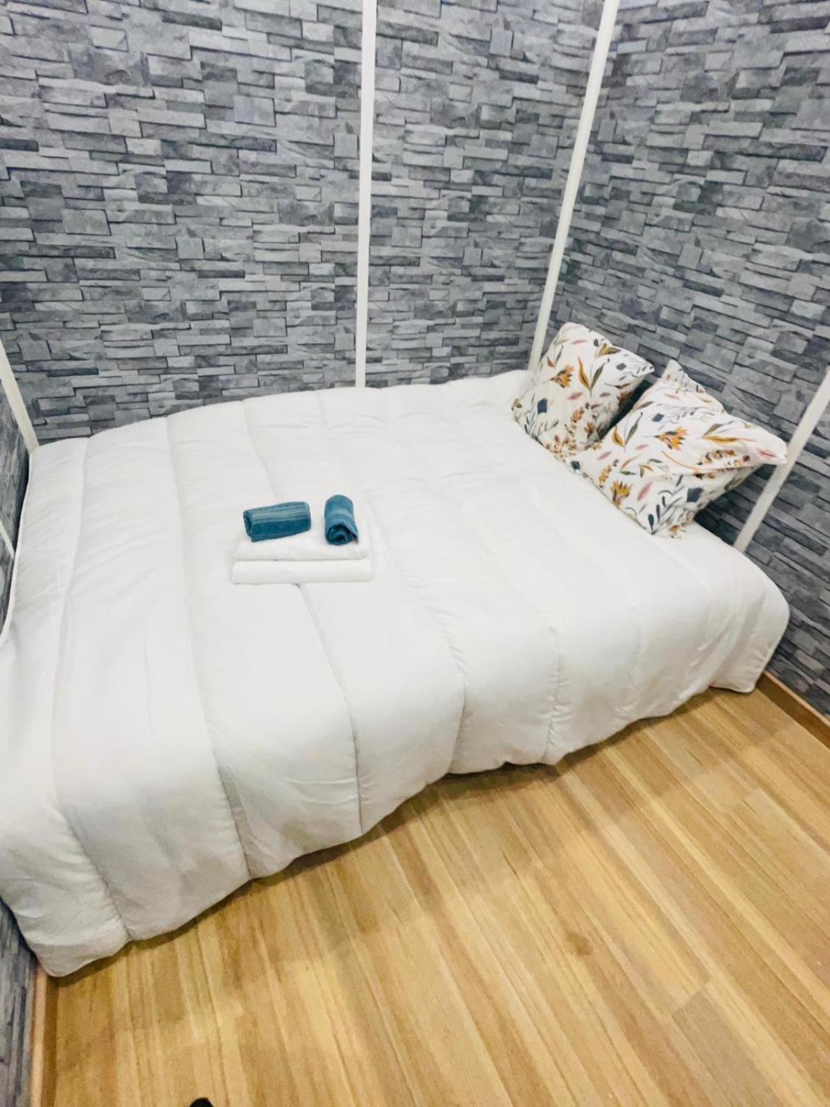 Studio Confortable- Disneyland Paris - Val D Europe - Plein Centre Ville Meaux - 2 Pers Buitenkant foto