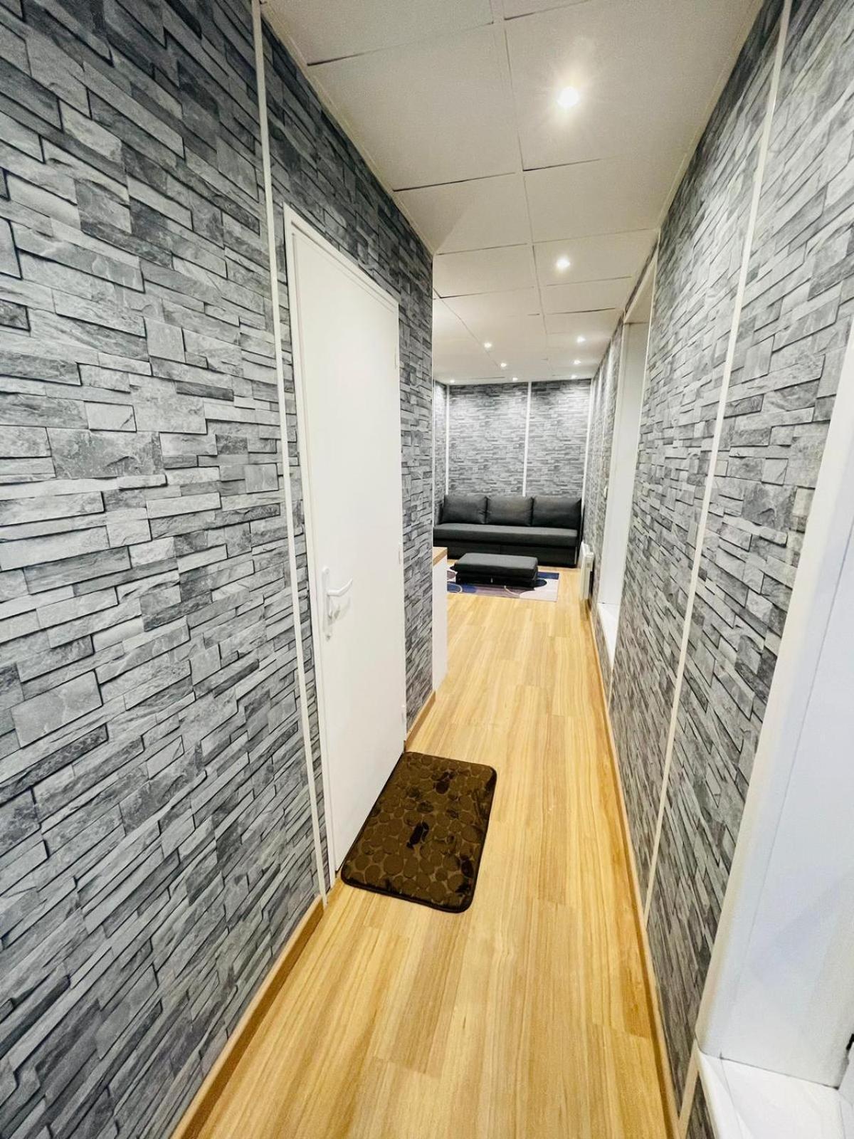 Studio Confortable- Disneyland Paris - Val D Europe - Plein Centre Ville Meaux - 2 Pers Buitenkant foto